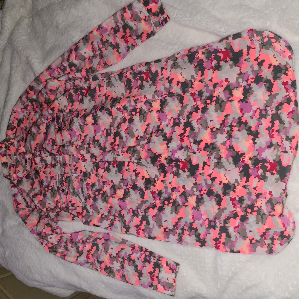 Gap Size XS  Neon Pink, Light Gray, Dark Gray & Lavender Camo Dress